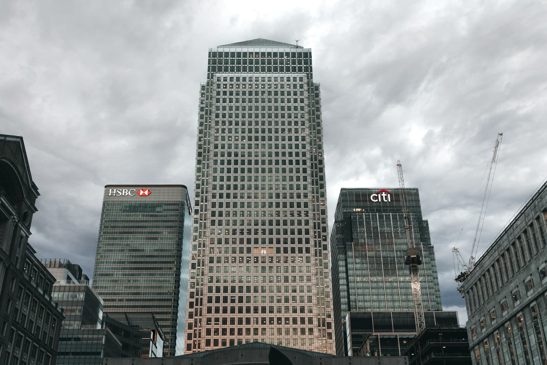 Market Pressures in the Digital Transformation Banking Industry