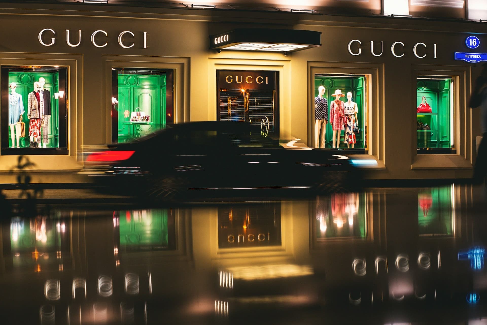 Gucci Digital Transformation in Fashion Retail