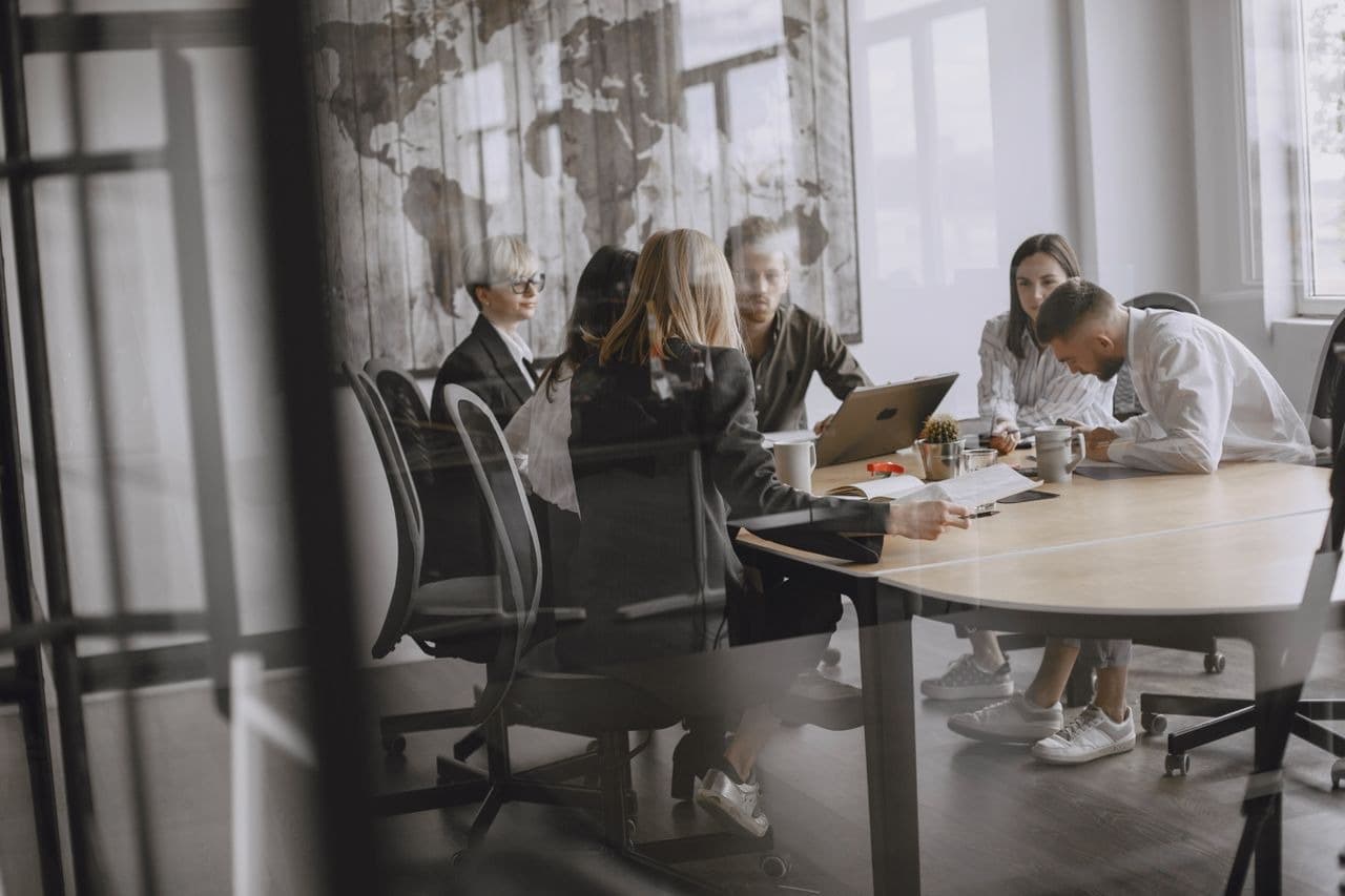 Leading the People Side of Digital Transformation for Insurance Companies