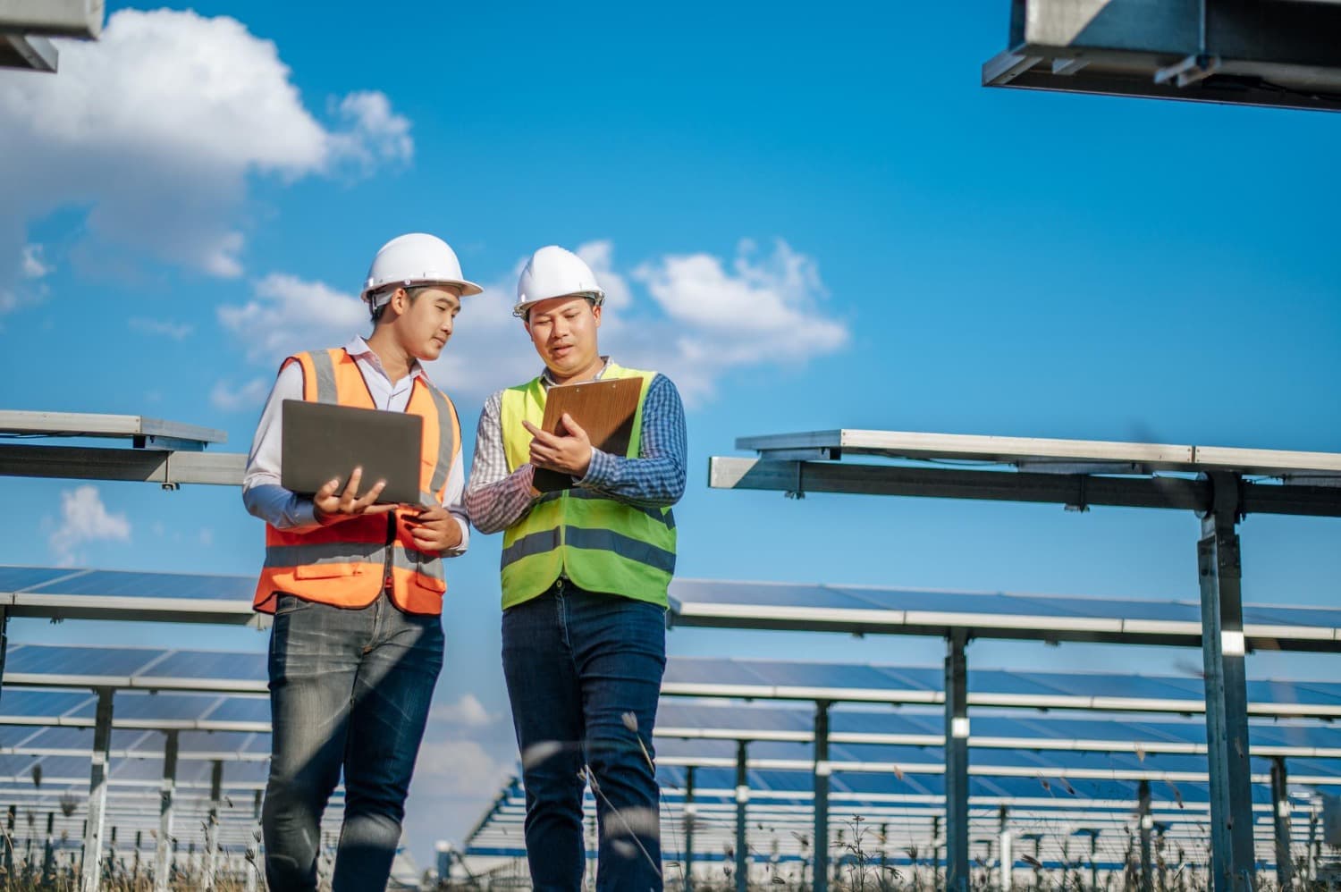 Overcoming Inefficient Operations and Data Silos for Digital Transformation in Utilities