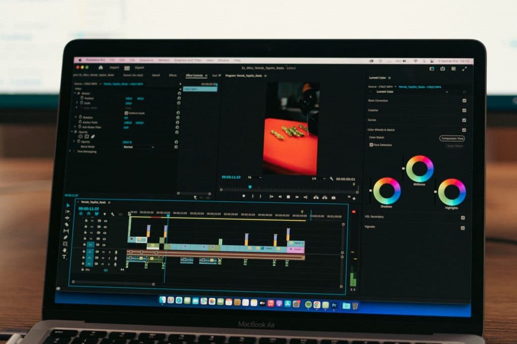 Adobe Premiere Pro